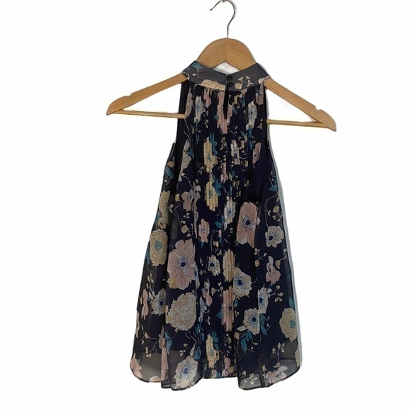 Foxiedox Brylee Halter Blouse, New with Tags - Picture 2 of 5